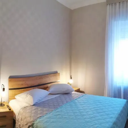 Apartment The Traditional Athenian House For 6, Near Metro
